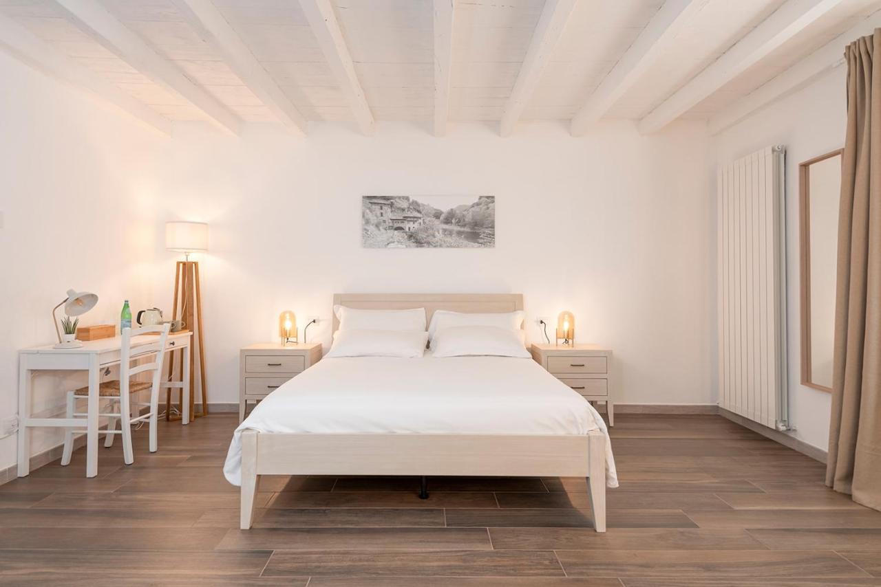 Porto Di Clanezzo Bed & Breakfast Exterior photo